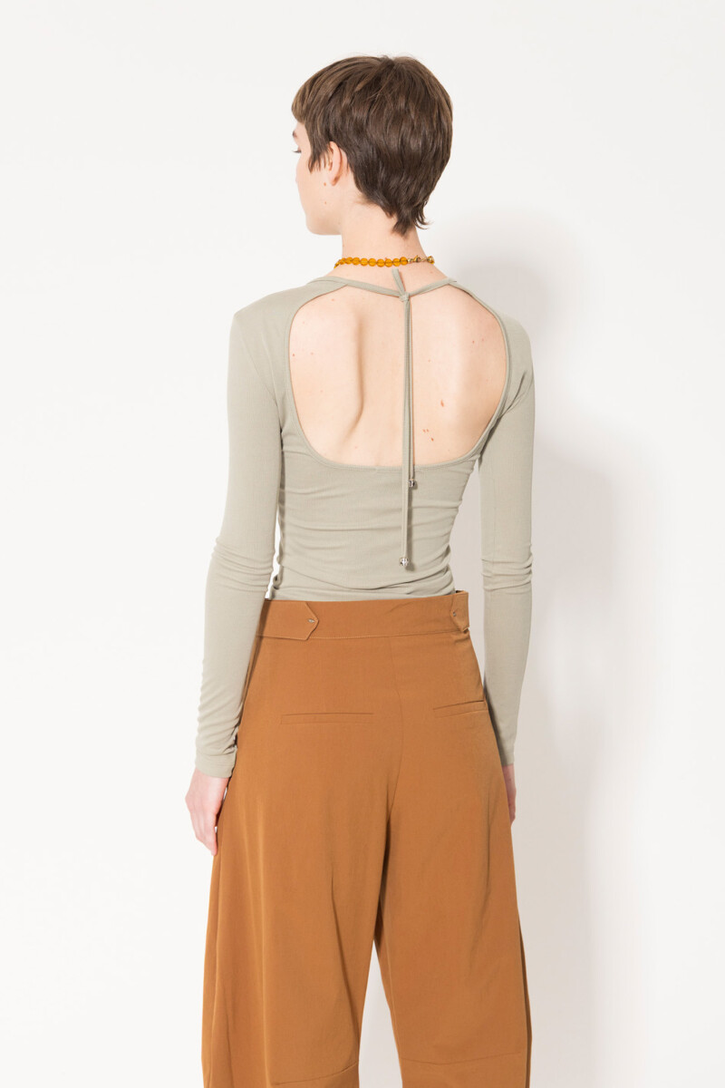 REMERA ROMI Verde