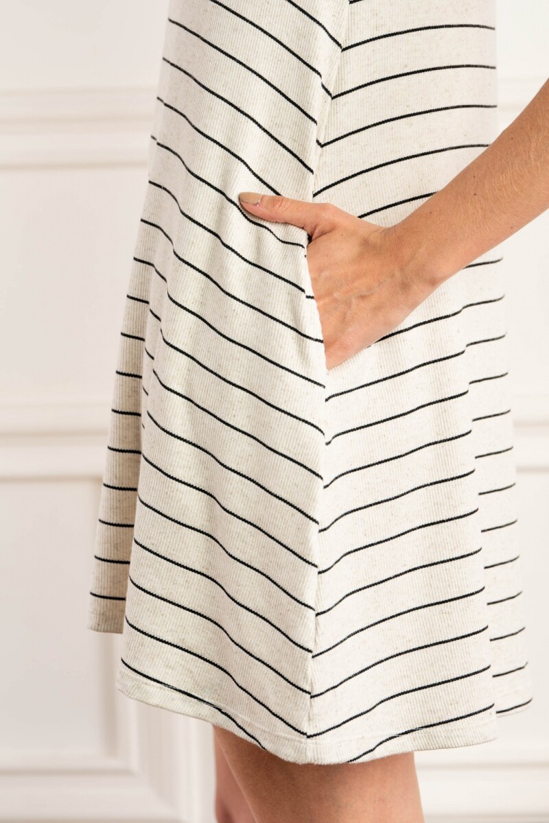 Vestido Con Lino Arena