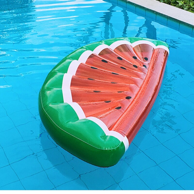 Colchoneta Inflable Media Sandía 180cm – Diseño Divertido para Playa y Piscina Sandia 1