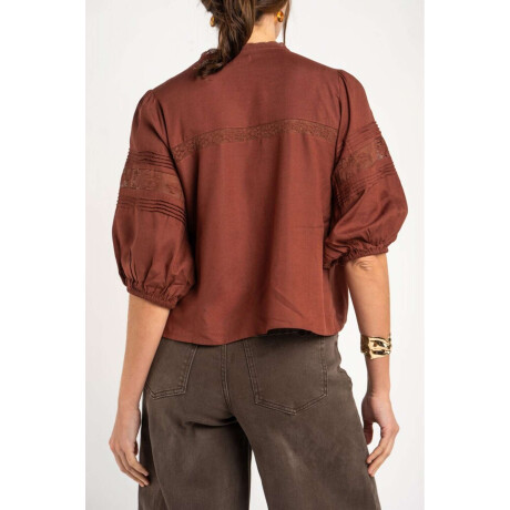 Blusa Encaje Marron