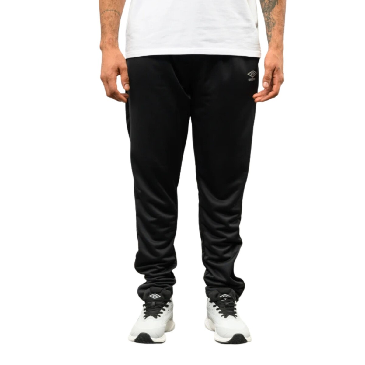 Pantalón Deportivo Umbro Training Core Hombre 255979U0 - Negro 
