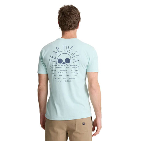 Remera Roark Fear The Sea Celeste