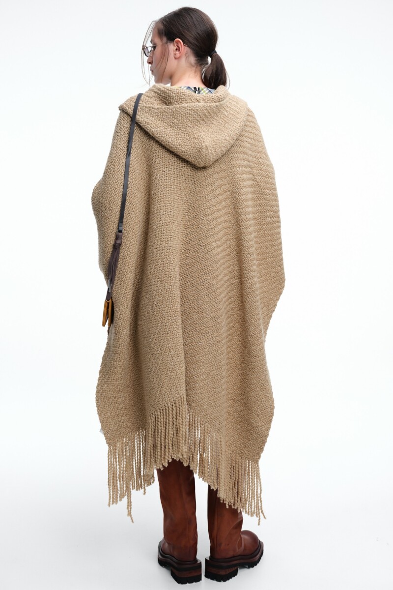 RUANA CAPUCHA Y BUFANDA Beige