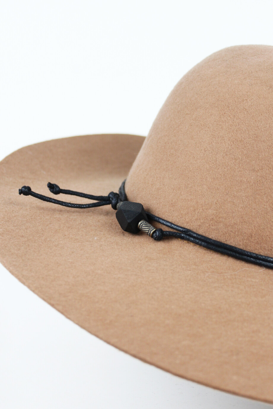 Capelina Beige