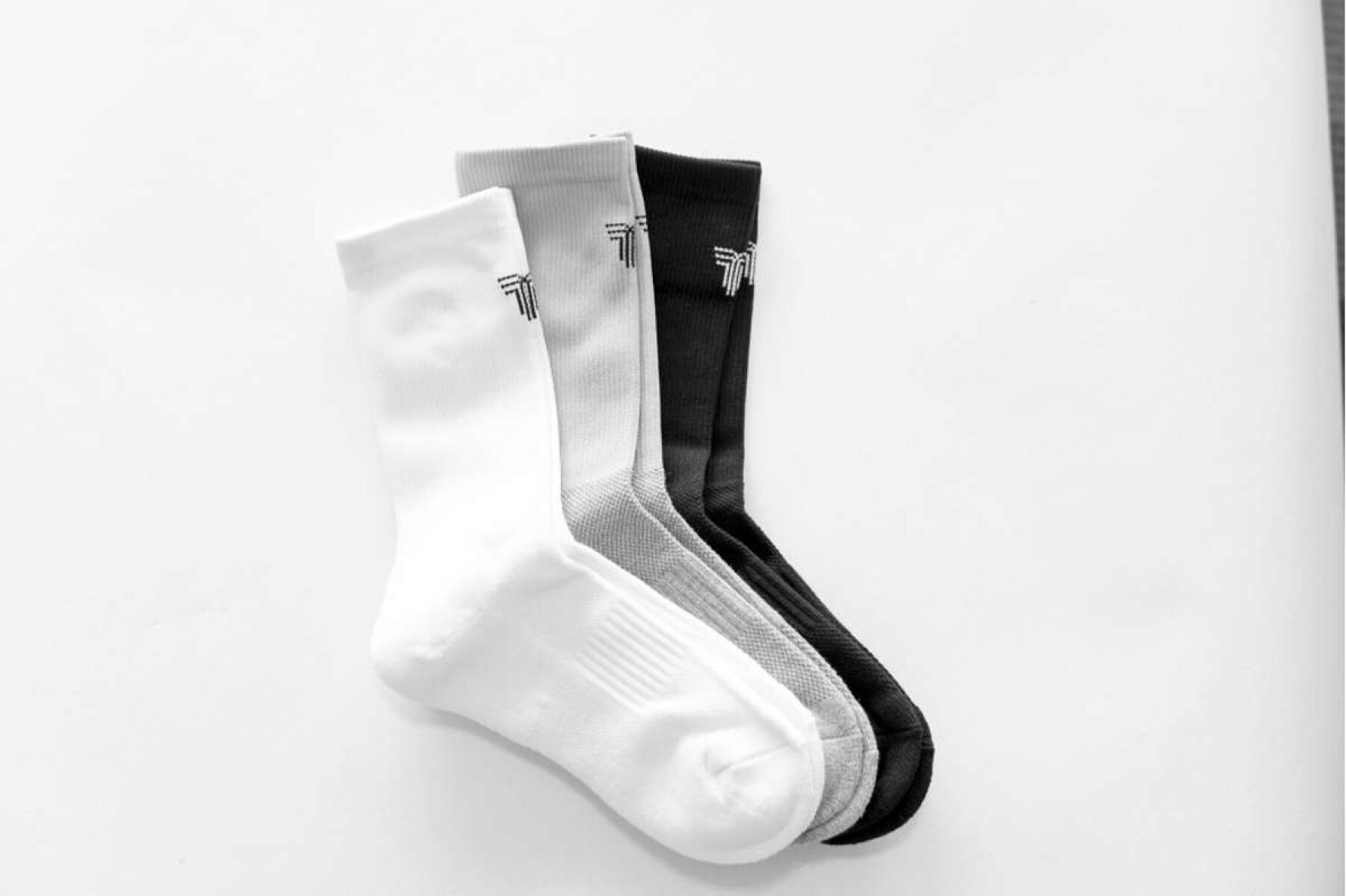 Medias Tripack Alta Unisex - Negro 