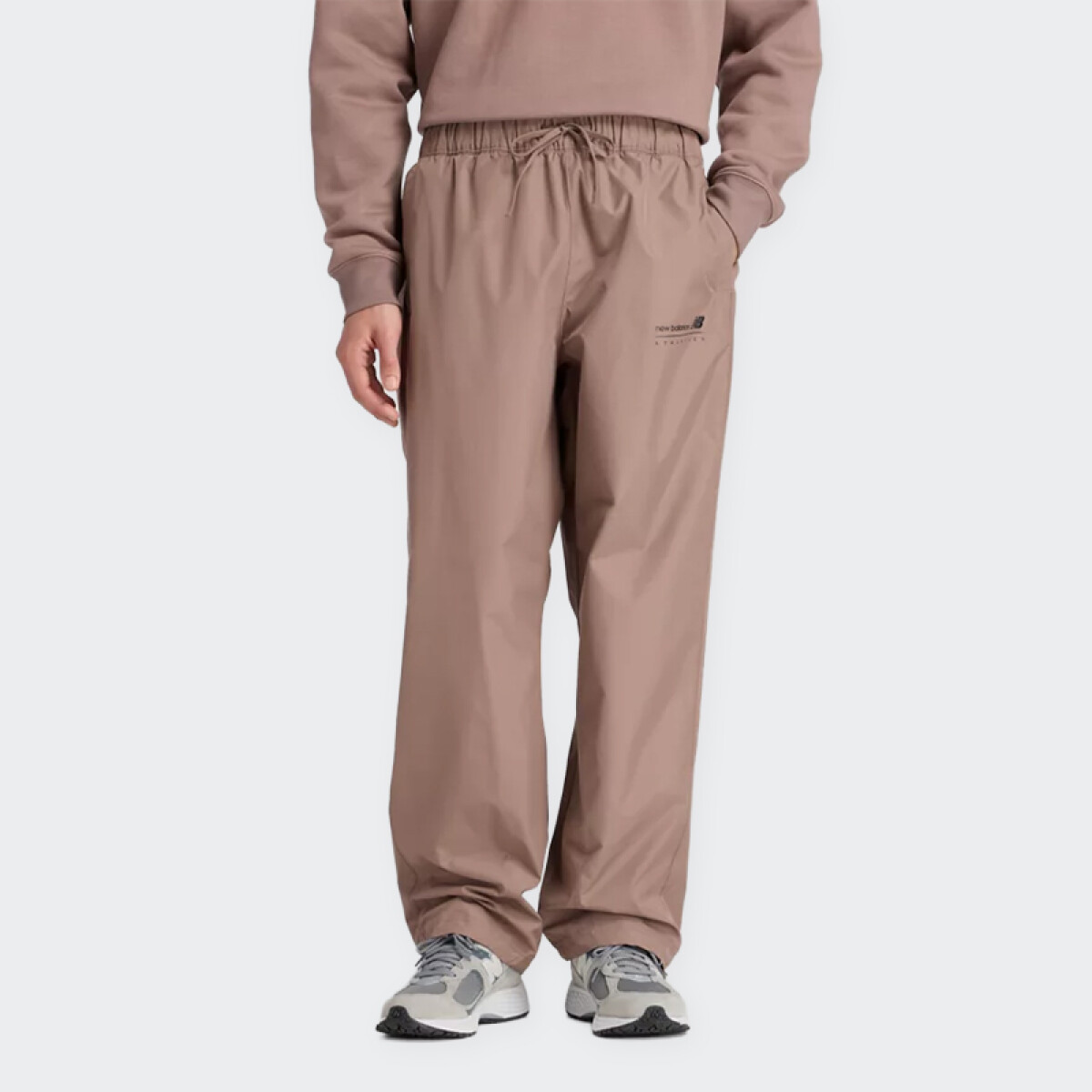 Pantalón New Balance Woven - Marrón 