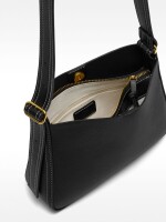 Bolso Bandolera Con Textura negro