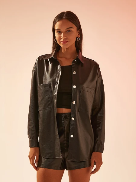 CAMISA ECO CUERO MANGO NEGRO