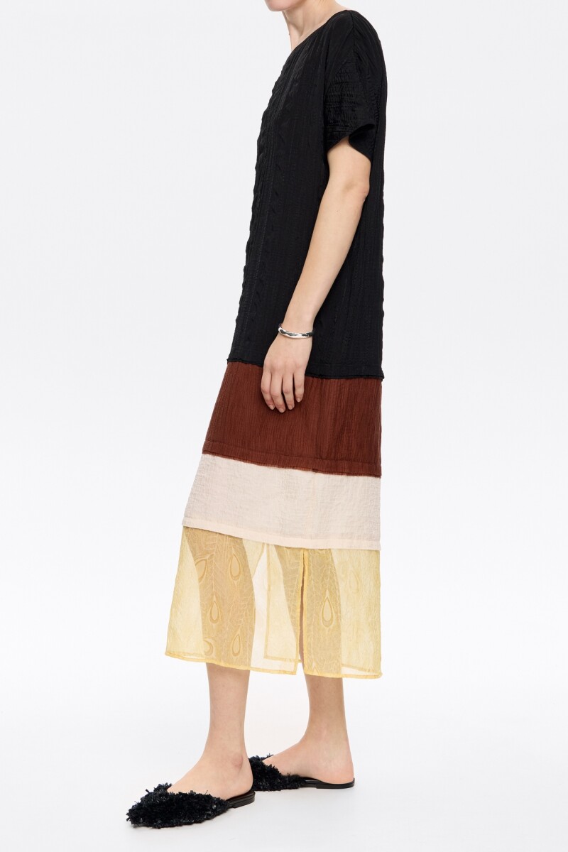 VESTIDO RELAXED Negro