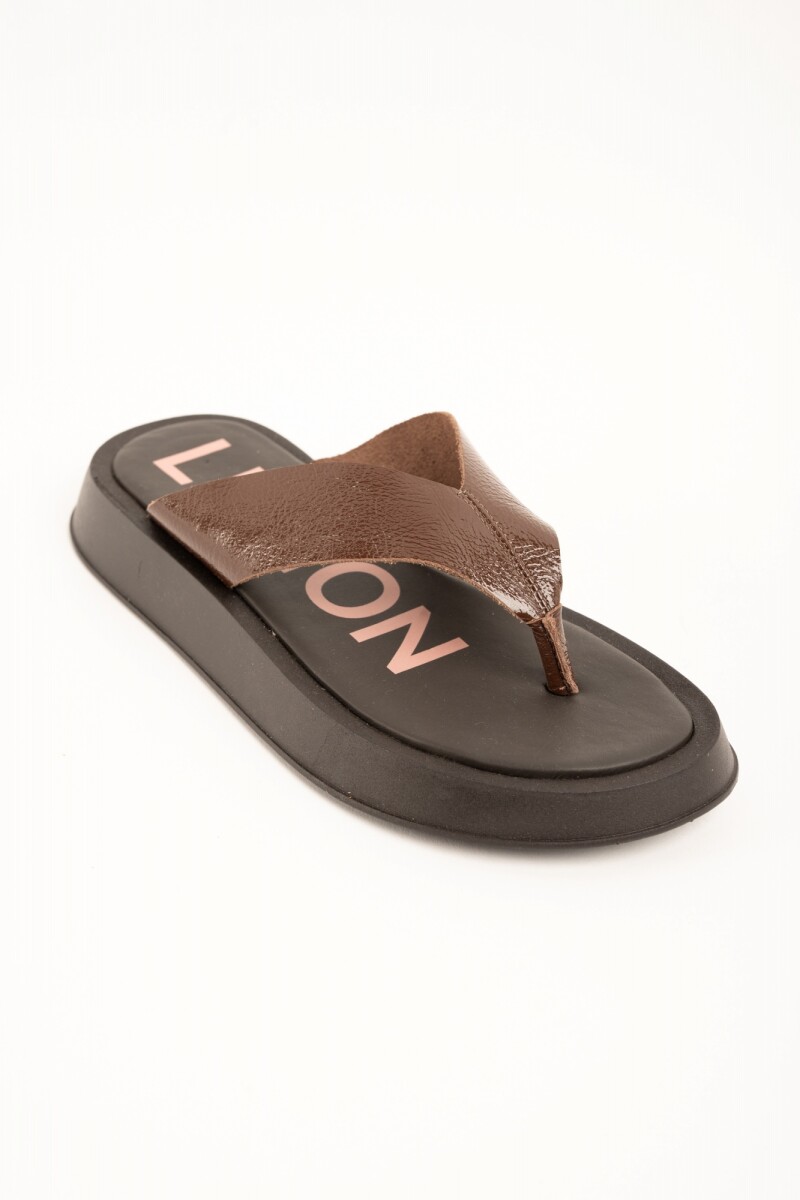 Sandalia Ojota Plataforma Chocolate