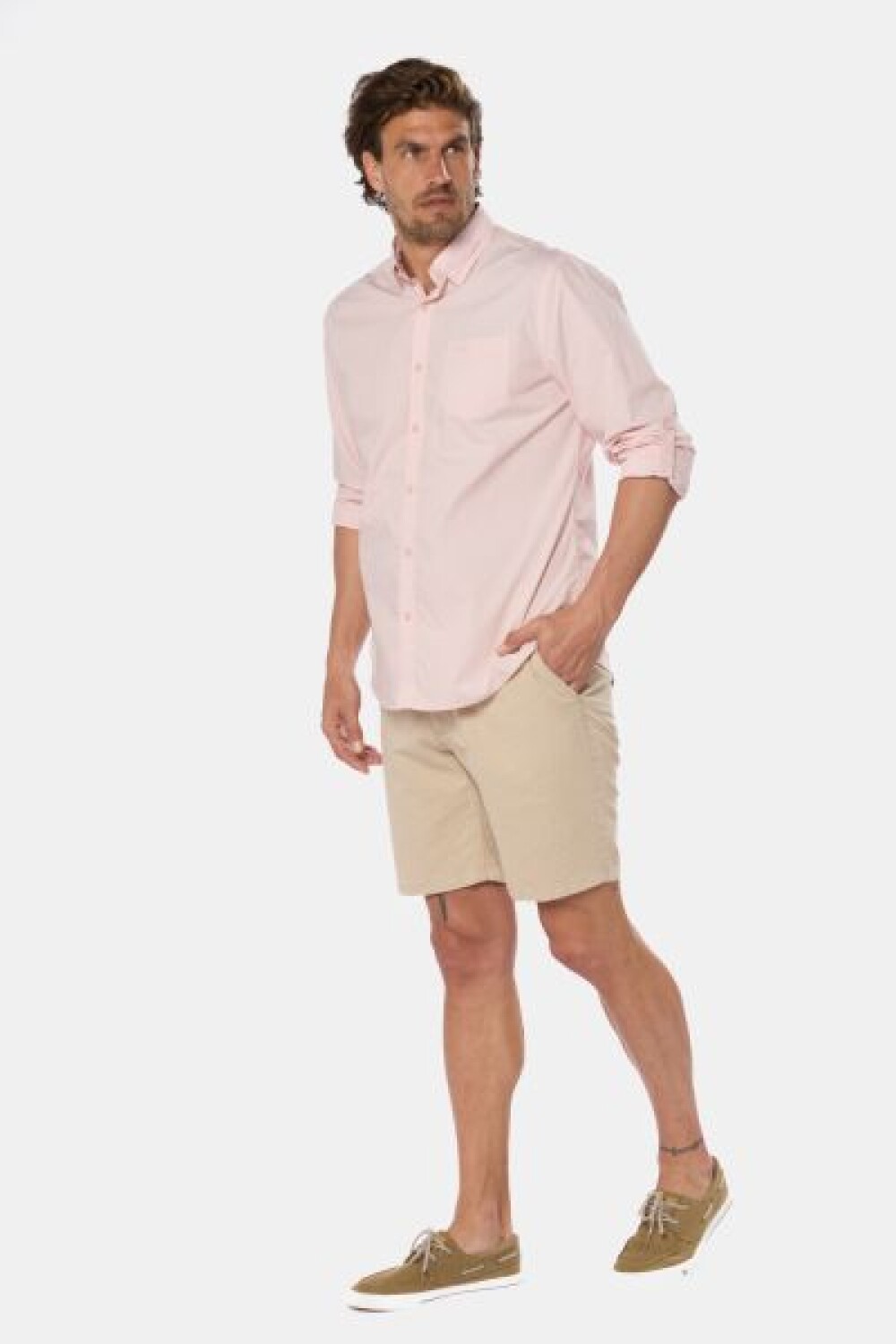 BERMUDA CLÁSICA DE LINO Beige