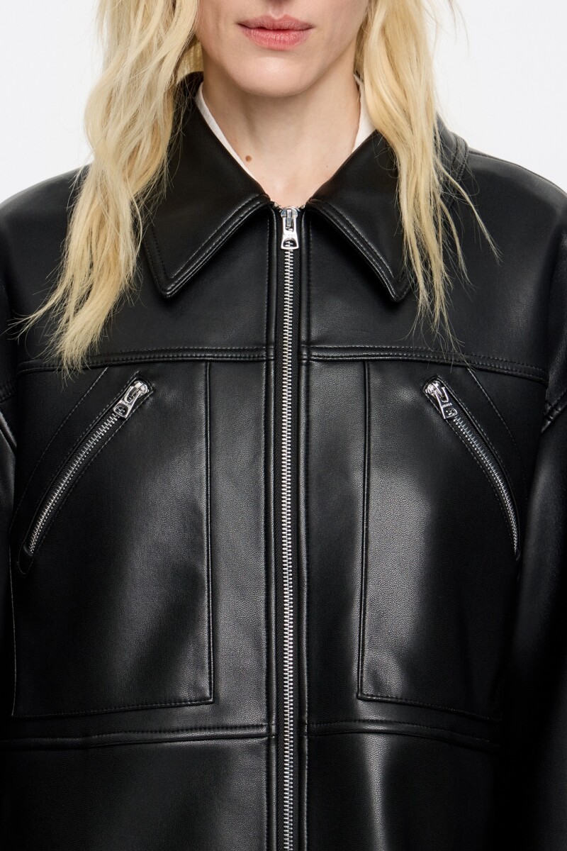 CHAQUETA Negro