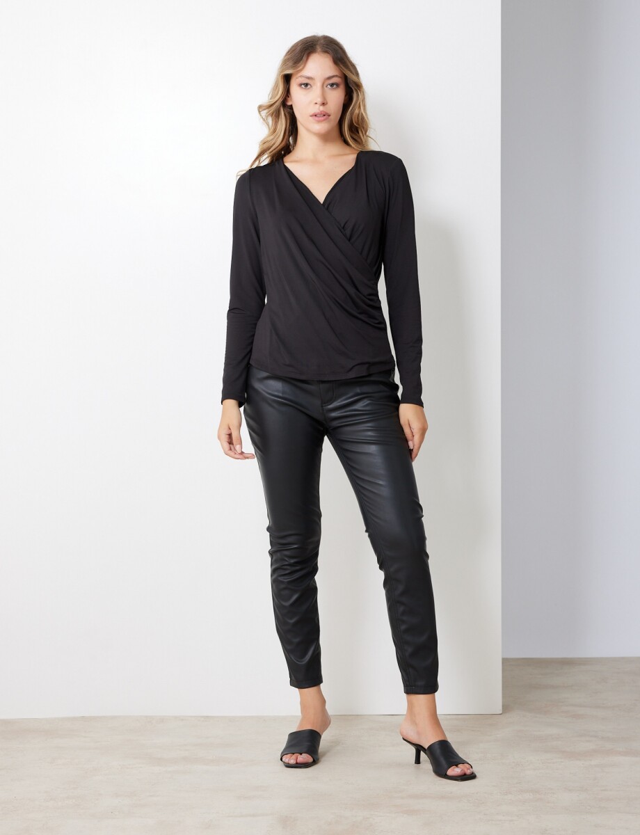 Blusa Cruzada - Negro 