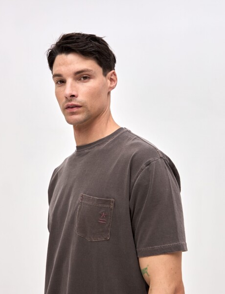 Remera Cricket Marrón