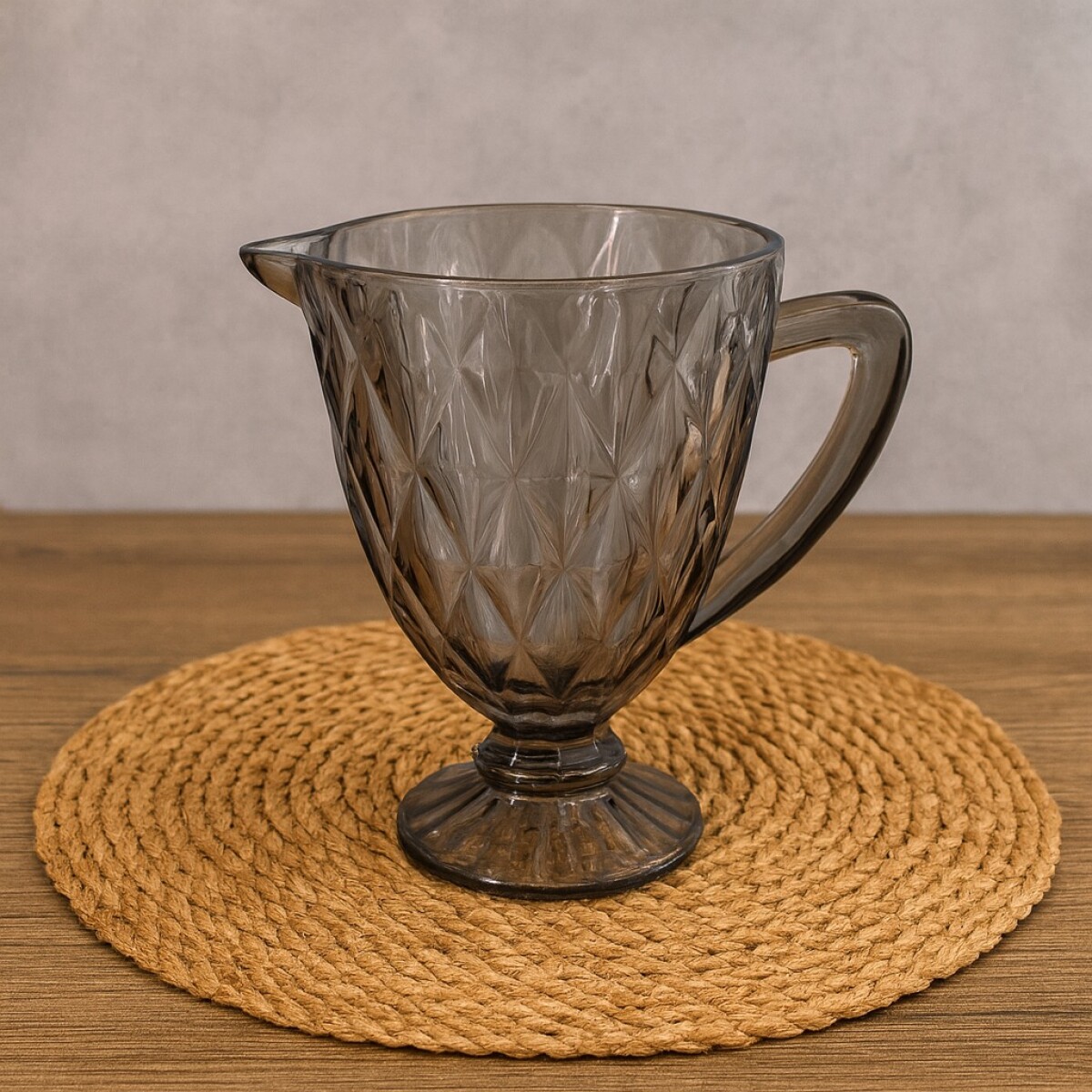 Jarra de Vidrio Diseño Diamante - Grafito - Medida 20 cm Altura 