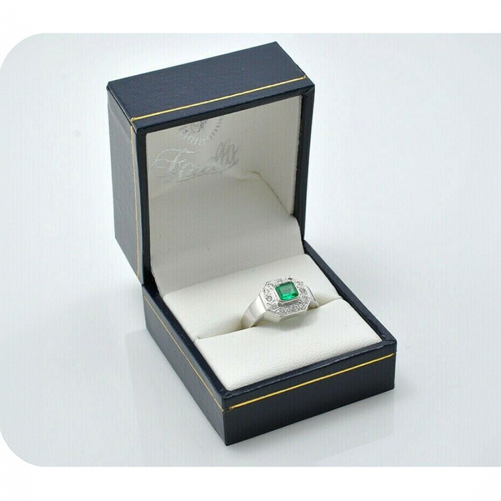 Anillo Esmeralda Y Brillantes Hecho A Mano Anillo Esmeralda Y Brillantes Hecho A Mano