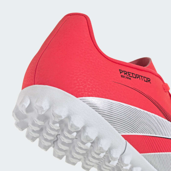 Championes Adidas Predator Club Pasto Sintético Rojo