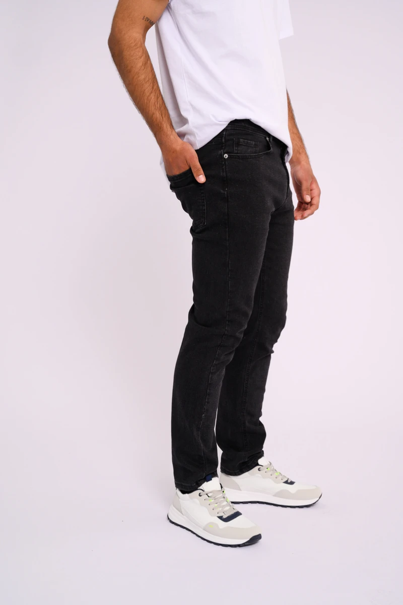 Pantalón de jean regular Negro