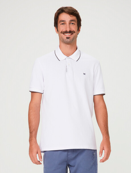 CAMISA DE CUELLO CON BORDADO BLANCO