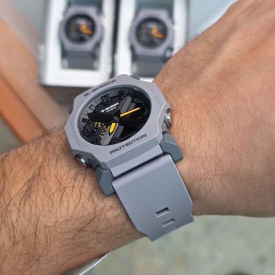 Reloj CASIO G-SHOCK GA2300-8ADR en Resina Gris Esfera 42mm 0