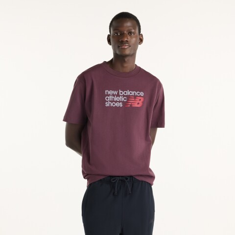Remera New Balance de Hombre -Athletics Premium- MT51900YLR BORDEAUX