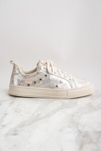 Zapatilla Cuero Apliques Nácar