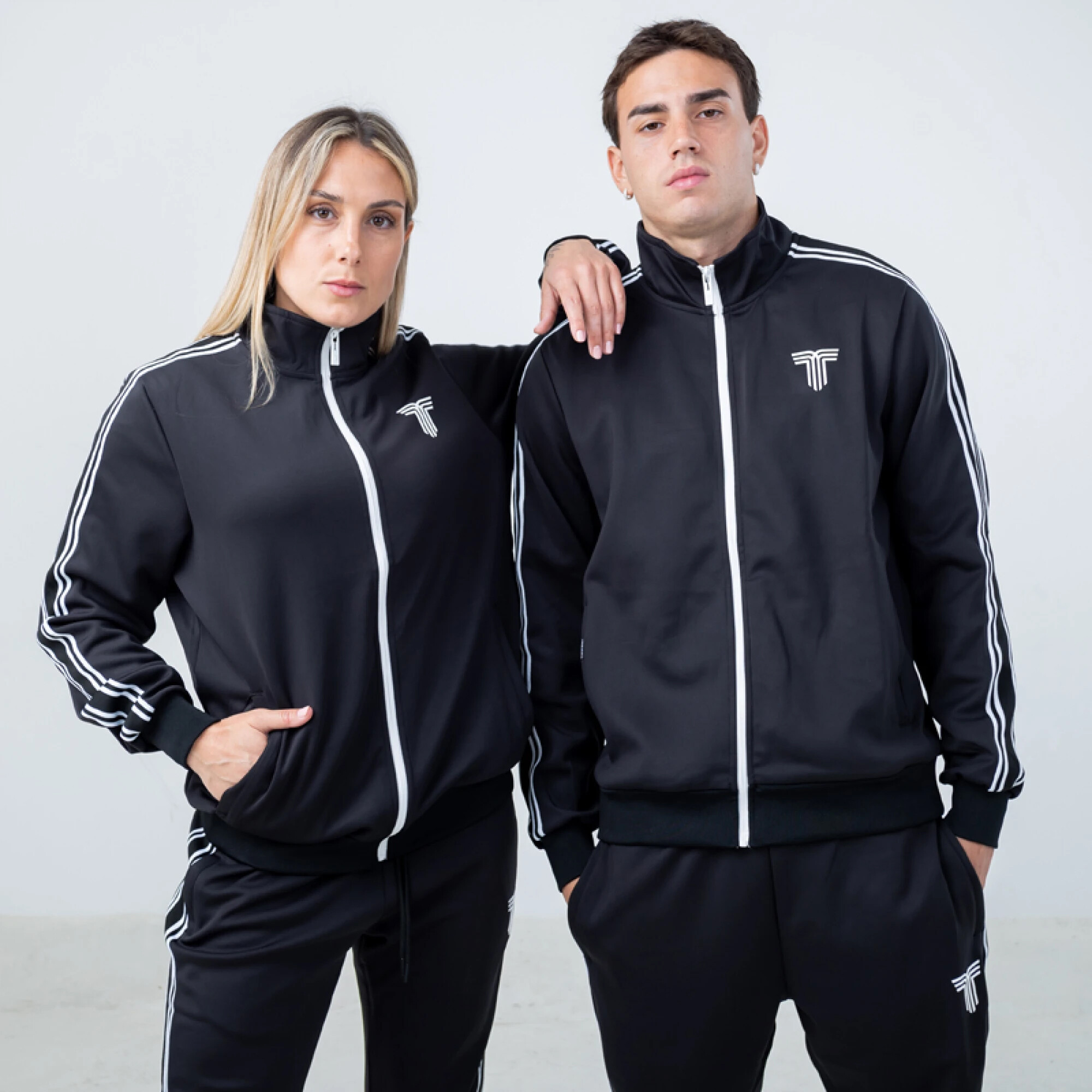 Campera Unisex Tiffosi Sport Negro Blanco Stadium Sport