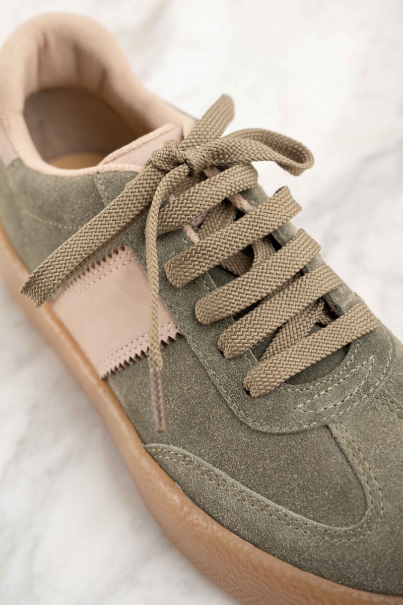 Zapatilla Combinada Oliva