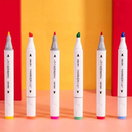 Set De 48 Marcadores En Caja 15 Cm De Largo.