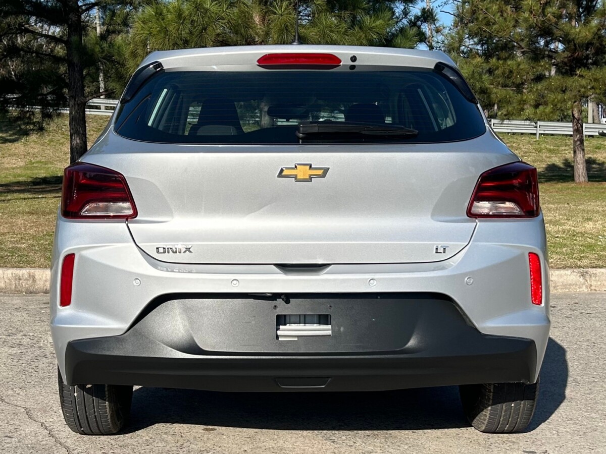 Chevrolet Onix 1.2 LT EXCELENTE ESTADO! | Permuta / Financia Chevrolet Onix 1.2 LT EXCELENTE ESTADO! | Permuta / Financia