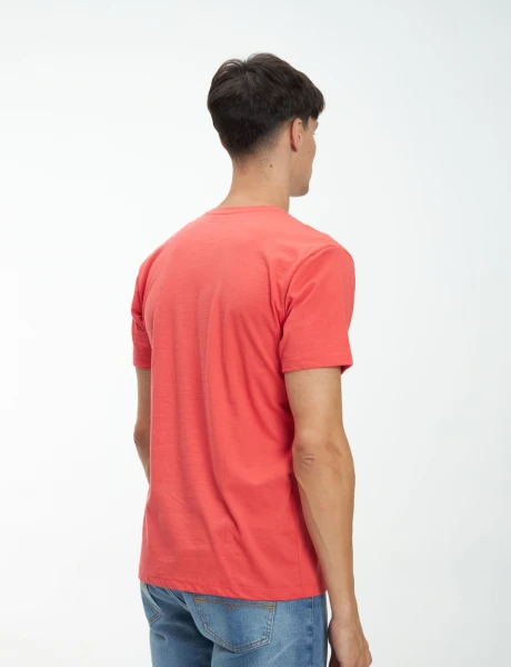 Remeras Maxwell Tomate