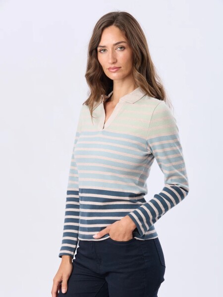 REMERA LEGACY 6069 BEI VERD