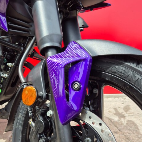 Bajaj Pulsar N125 FI Violeta