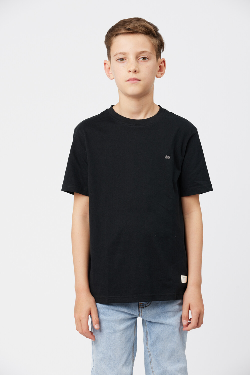 REMERA BÁSICA DE ALGODÓN Negro