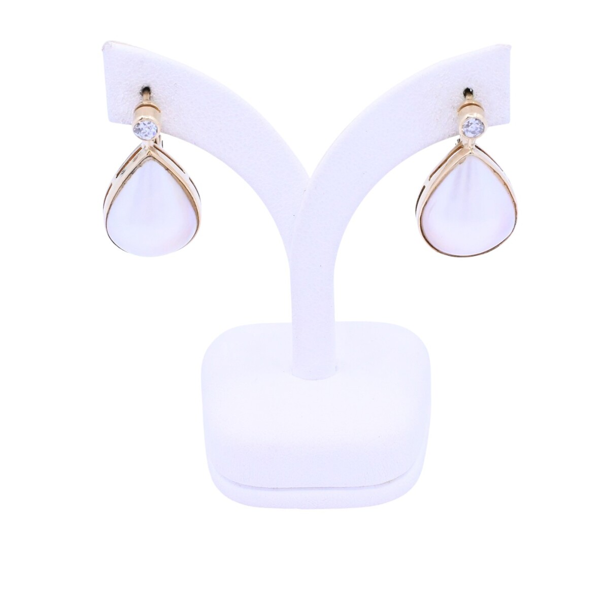 Caravanas oro 18 k con perla mabe lágrima y brillantes. 
