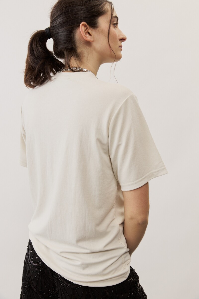 Remera Plain BEIGE