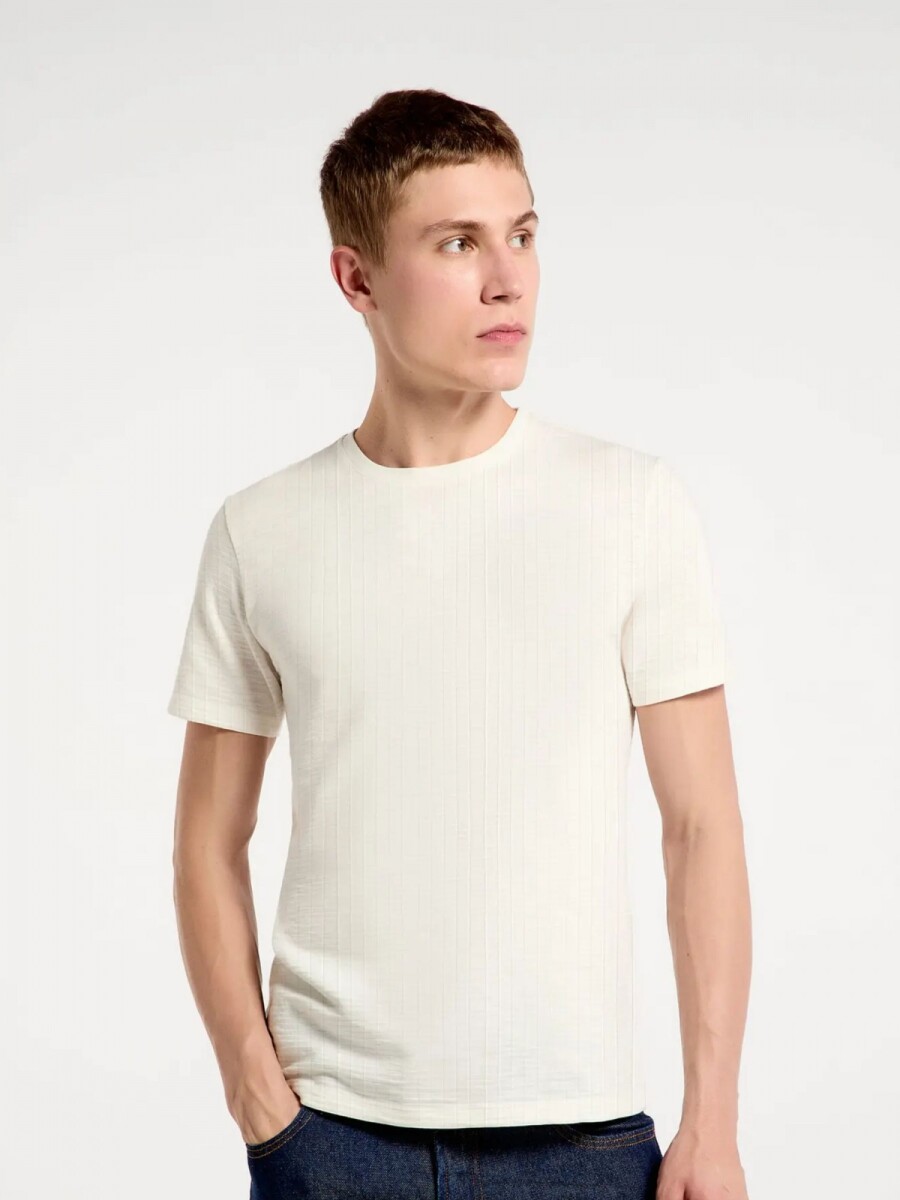 CAMISETA TEXTURIZADA EN TEJIDO DE PUNTO - BEIGE 