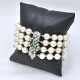 Pulsera En Oro 18K Blanco, Perlas De Cultivo , Esmeralda Y Brillantes Pulsera En Oro 18K Blanco, Perlas De Cultivo , Esmeralda Y Brillantes