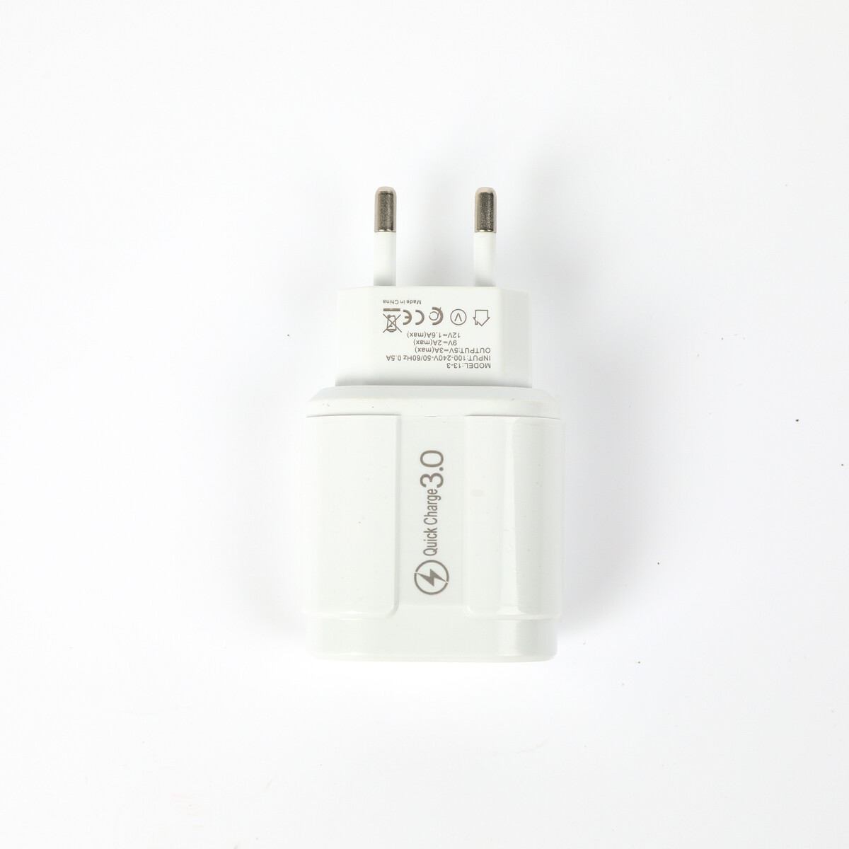 Cargador celular DK-C01 carga rapida 3.0A con cable USB tipo C 