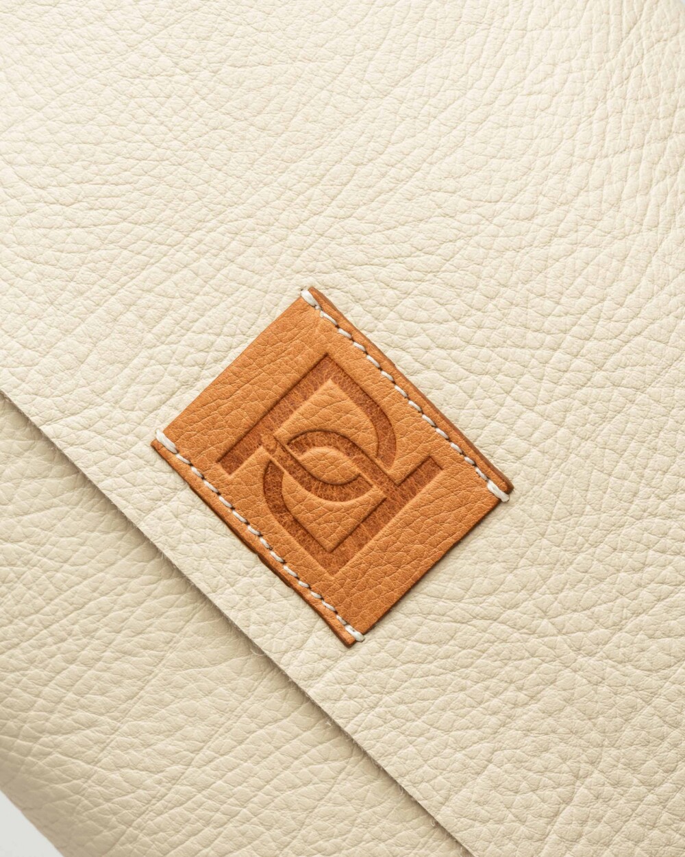 Bandolera Nina en cuero graneado Cotton