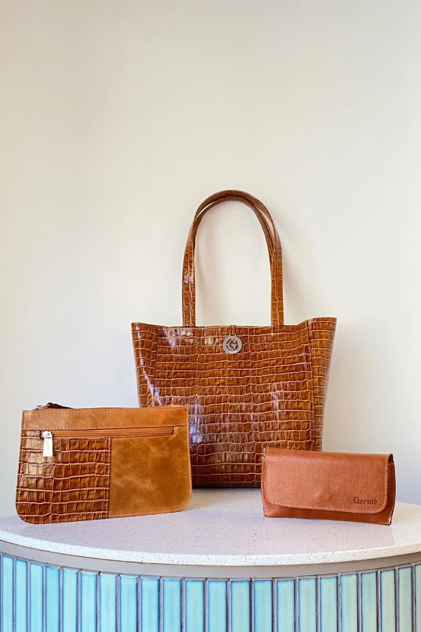 Sets Garniè – Cartera Luana & Esenciales Sets Garniè – Cartera Luana & Esenciales