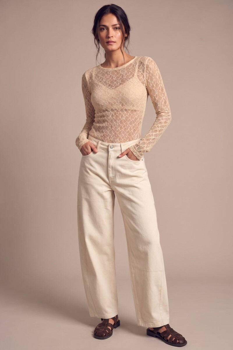 Remera Encaje Beige