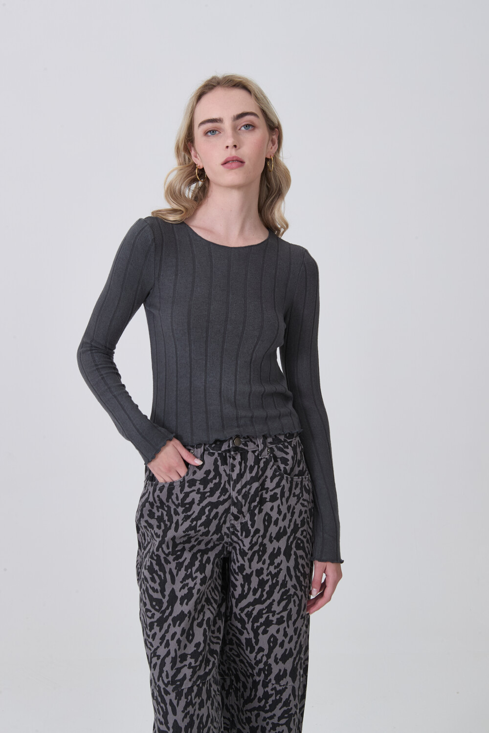 Remera Bali Gris Melange Oscuro