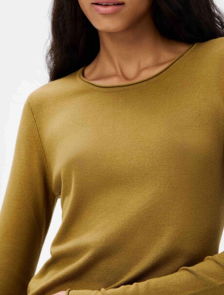 BLUSA DE MANGA LARGA AJUSTADA EN TEJIDO DE PUNTO LIGERO MARRÓN