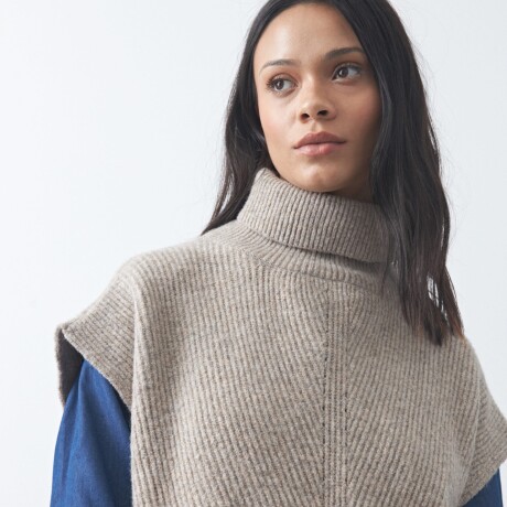 PONCHO GYROS Beige Oscuro
