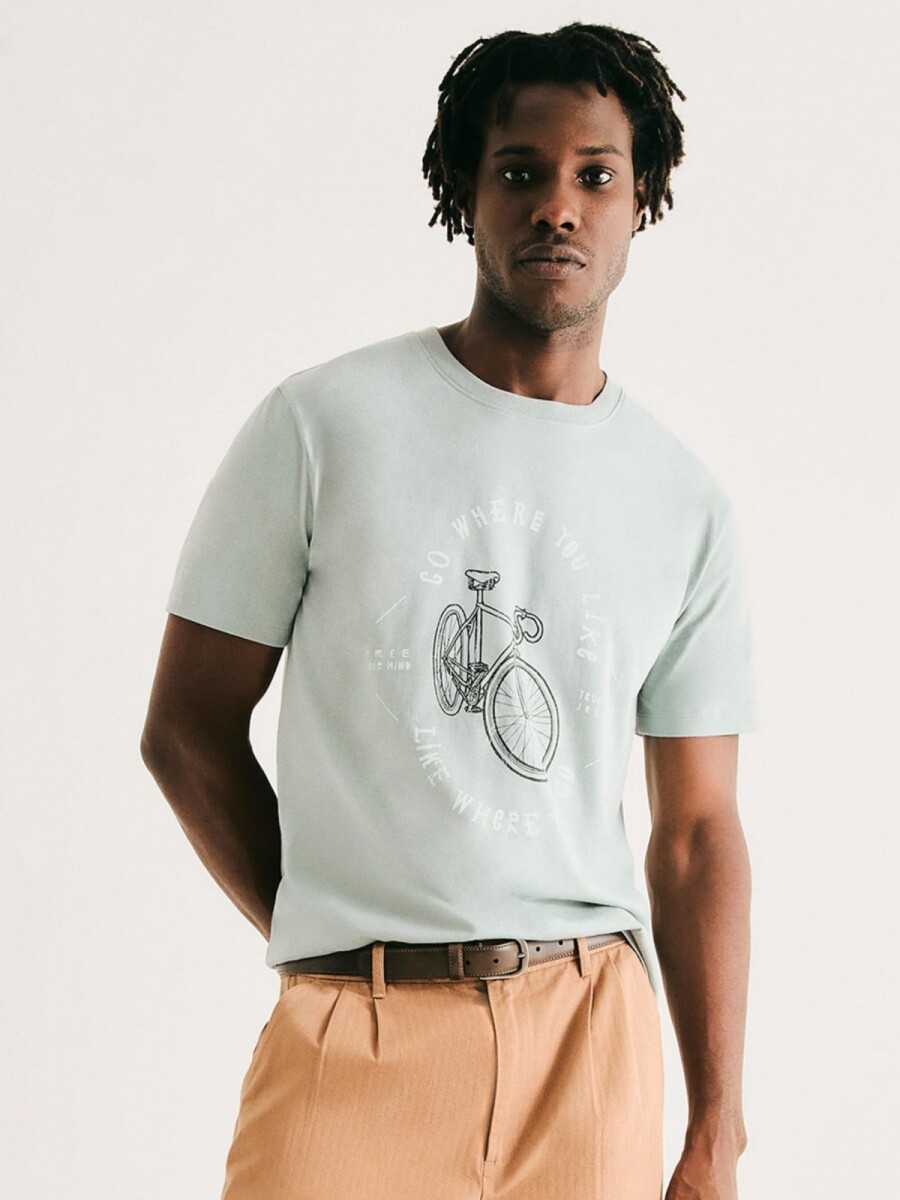 CAMISETA CON ESTAMPA MODELO REGULAR - T-SHIRT MM 