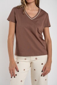 Remera Algodon Peinado Escote Lurex Mocha
