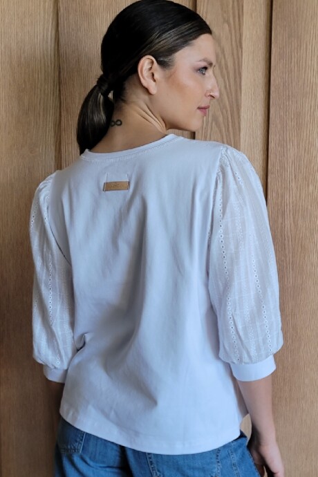 Remera Rose Broderie Blanco