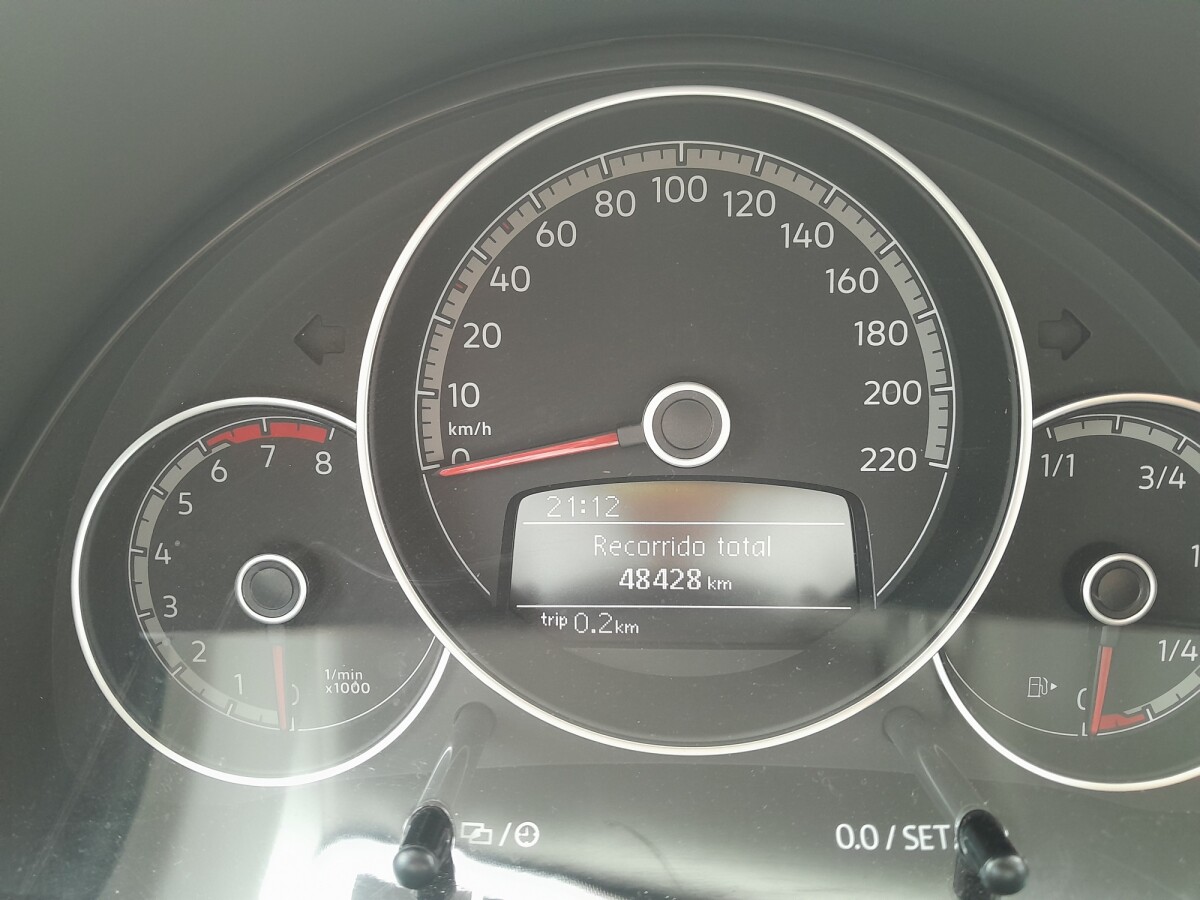 Volkswagen Up Move 1.0 Extra Full | Permuta / Financia Volkswagen Up Move 1.0 Extra Full | Permuta / Financia