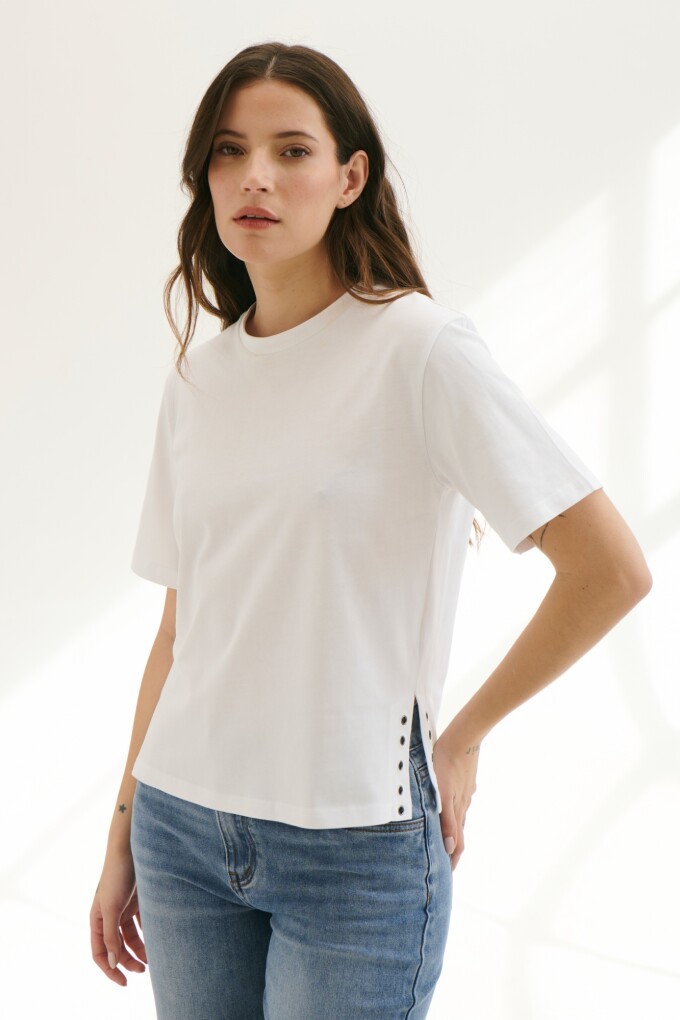 REMERA AROS BLANCO